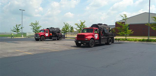 sealcoating driveway taylor mi